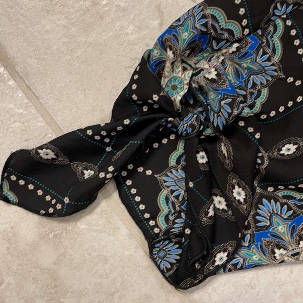 Top! - Picture 2 of 3